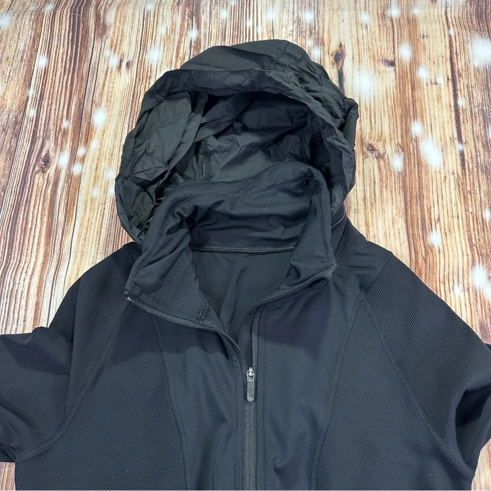 Lululemon Athletica Women’s Zip-Up Hoodie  Size 6 Black